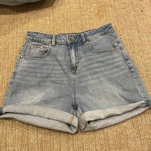 Hot Topic Shorts, size 5